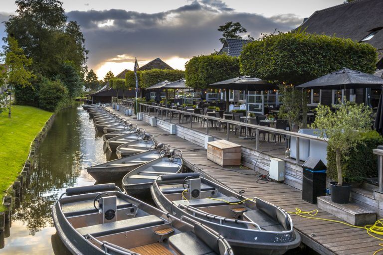 Boat Rental for a Dreamy Holiday